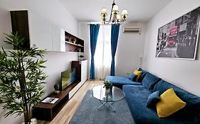 Downtown, Close To Old Town, Family Friendly - Ivo10