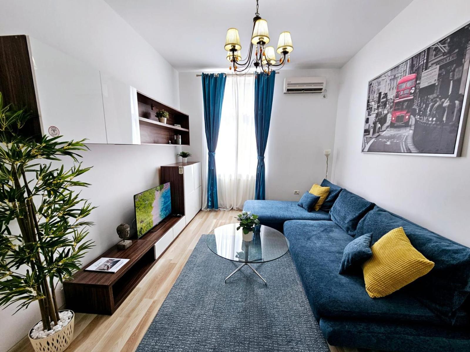 Downtown, Close To Old Town, Family Friendly - Ivo10 Букурещ Екстериор снимка