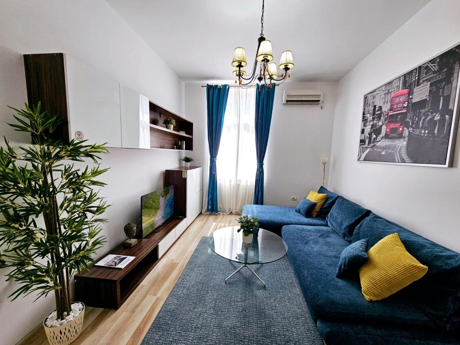 Downtown, Close To Old Town, Family Friendly - Ivo10 Букурещ Екстериор снимка